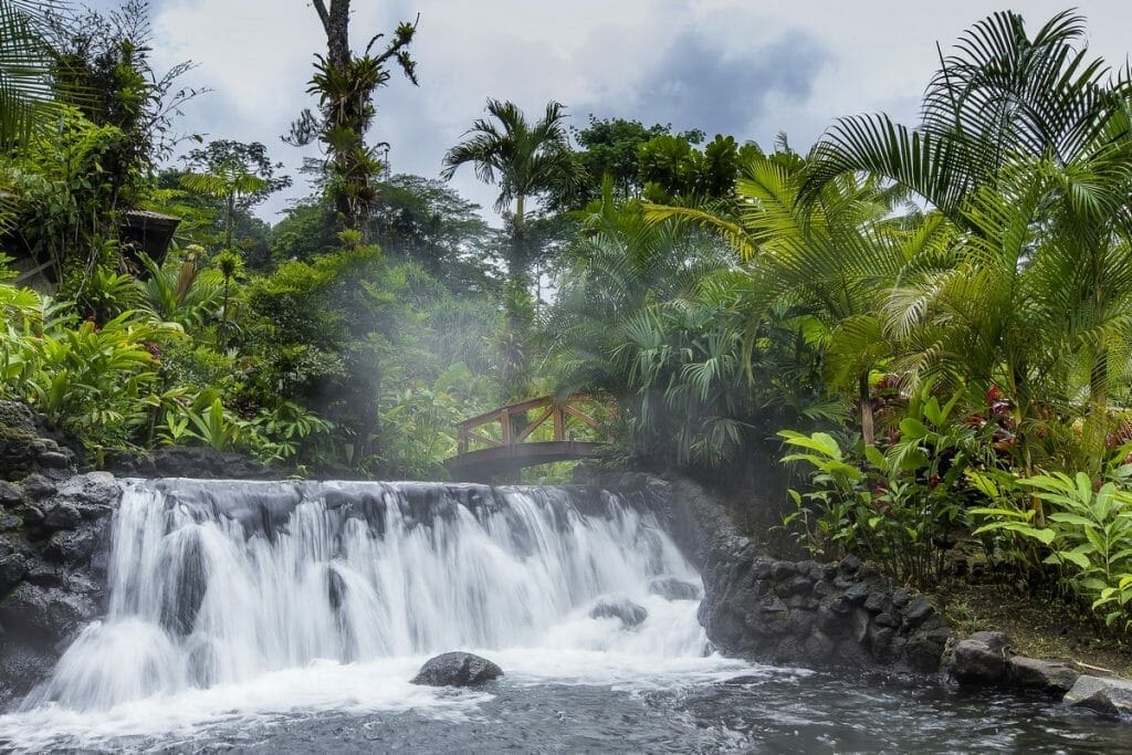 Tabacon Hot Springs In Arenal Volcano Wave Expeditions